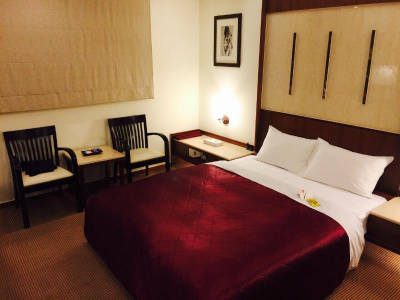 Kao Yuan Hotel - Zhong Shan Taizhong Zewnętrze zdjęcie
