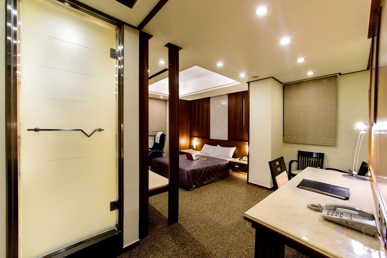 Kao Yuan Hotel - Zhong Shan Taizhong Zewnętrze zdjęcie