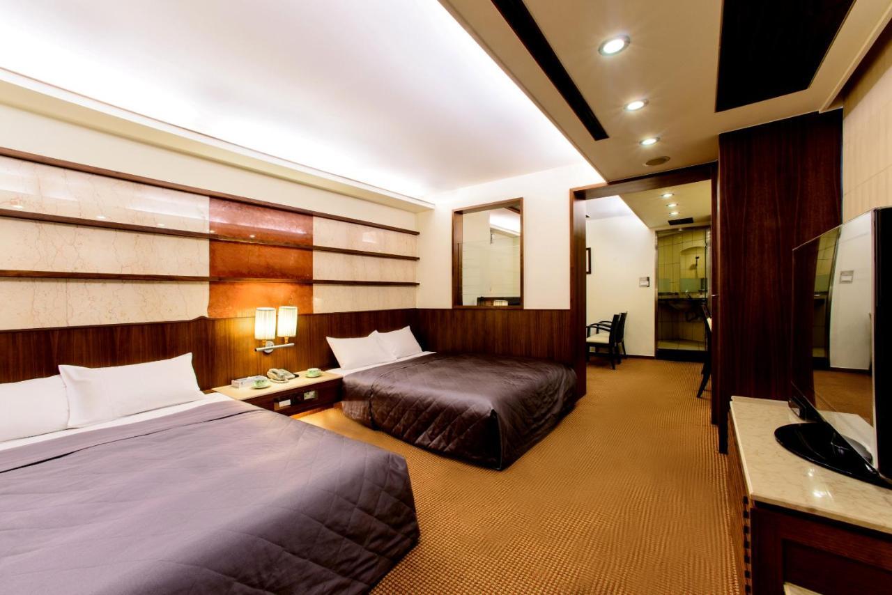 Kao Yuan Hotel - Zhong Shan Taizhong Zewnętrze zdjęcie